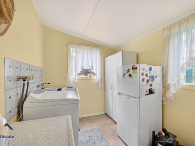 333 Failford Road, Failford
