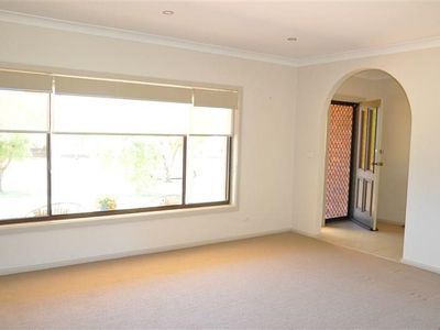 18 Mcdonnell Street, Forbes