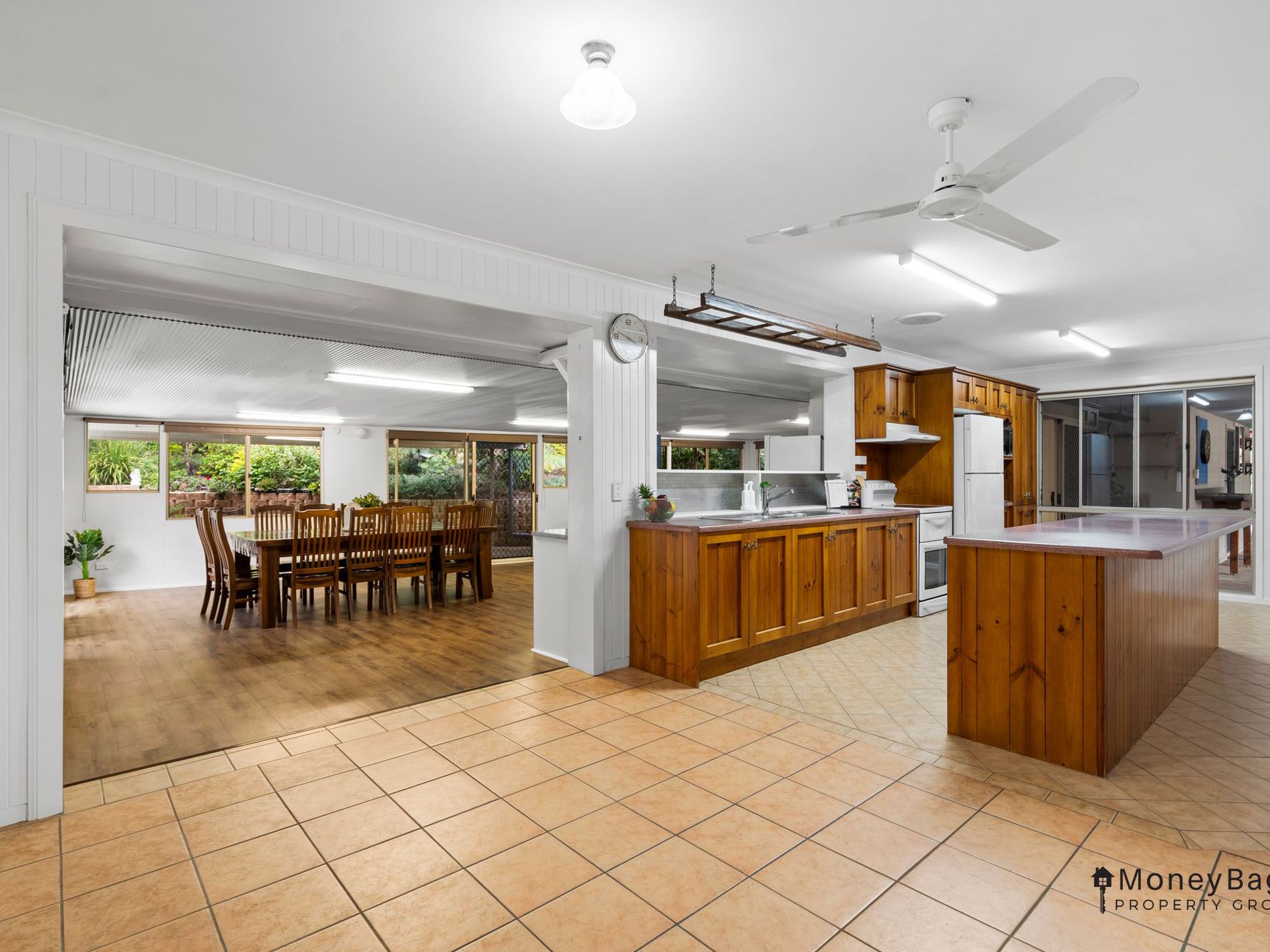 139-147 Brushwood Crescent, Cedar Grove