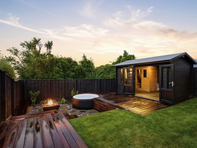 5B Madeley Road, Mount Pleasant