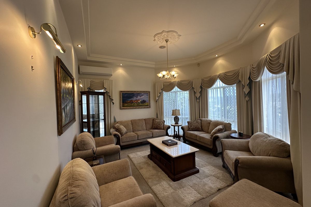 24 Aquarius Place, Bridgeman Downs