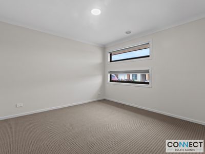 6 Ember Street, Clyde