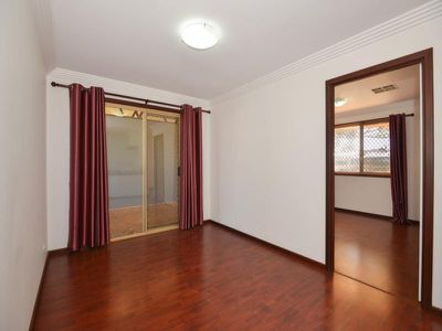 2 / 65B Millen Street, Boulder