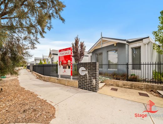 MODERN 3x2 HOME IN CALLEYA ESTATE