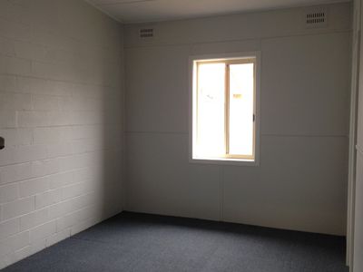 2 / 24 Addison Avenue, Lake Illawarra