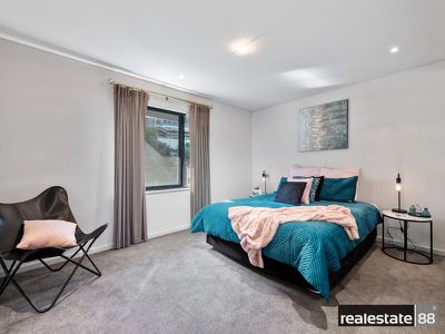 22 / 128 Mounts Bay Road, Perth