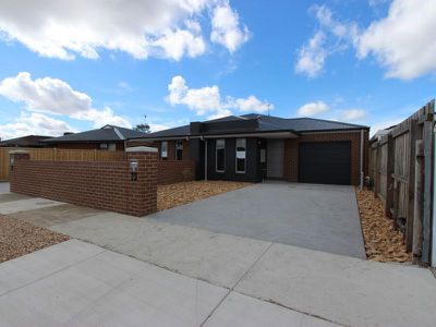 2 / 48 Rollins Road, Bell Post Hill