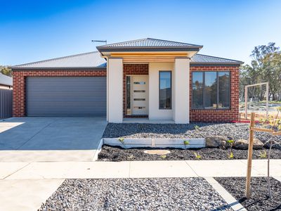 23 BOTH STREET, Leneva