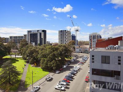 705/139 Bouverie Street, Carlton