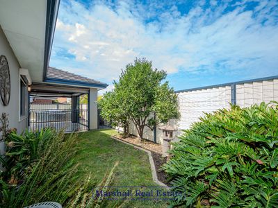 8 Newgain Cres, Carramar