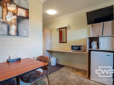 9981 New England Highway, Glen Innes