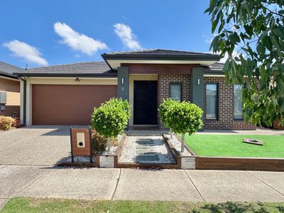 5 Amaretto Circuit, Manor Lakes