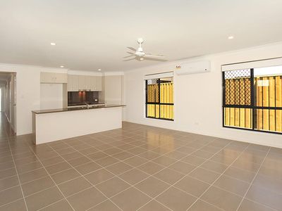 40 Stone Crescent, Caloundra West