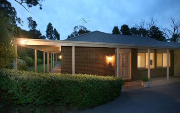 8 Sutherland Road, Beaconsfield Upper