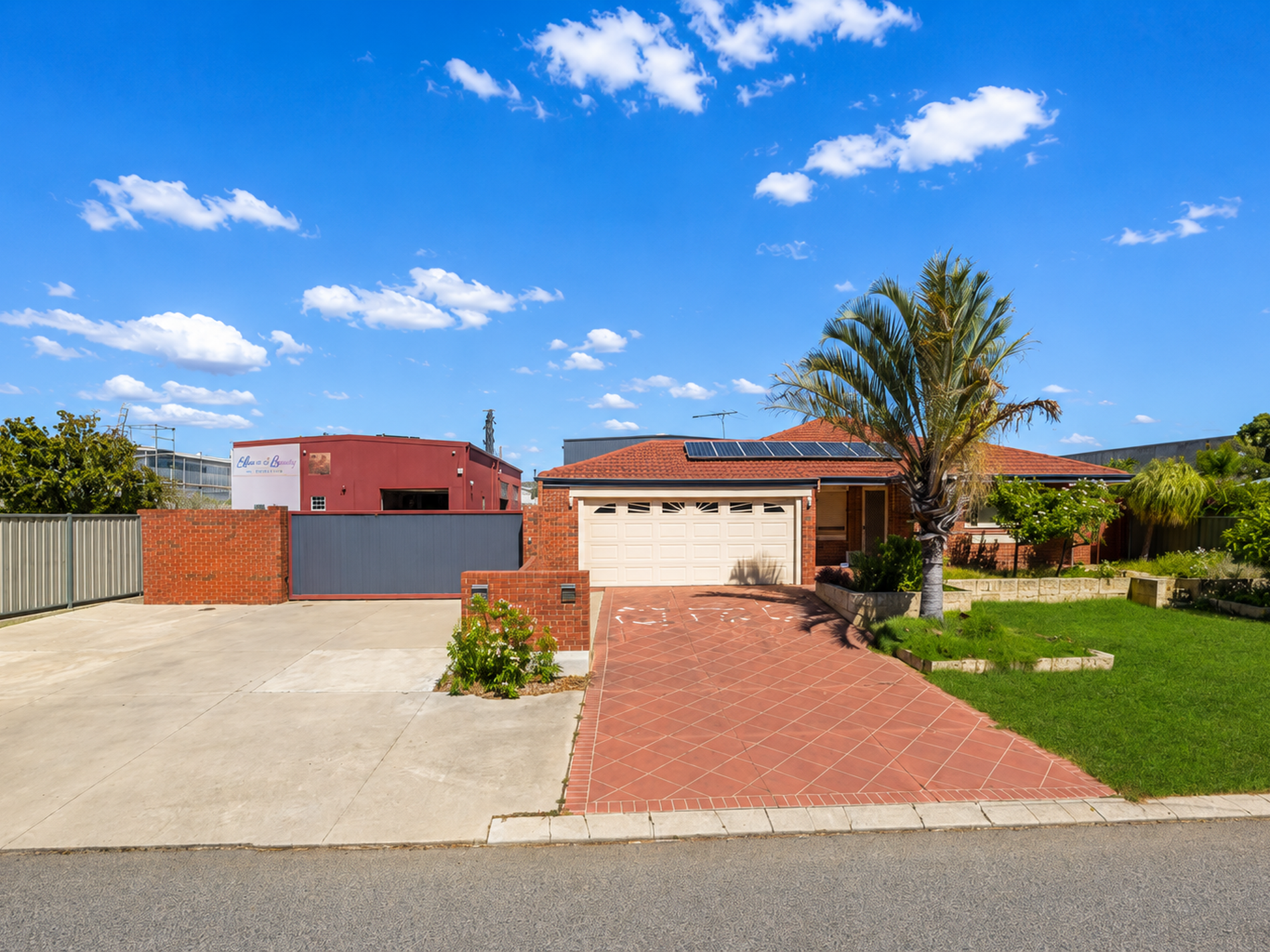 12 Carpenteria Crescent, Kenwick