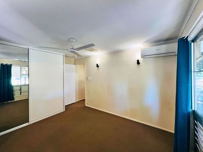 12 Fraser Street, Moranbah