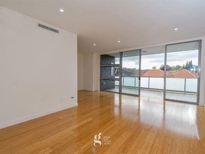 3 / 7 Essex Street, Epping