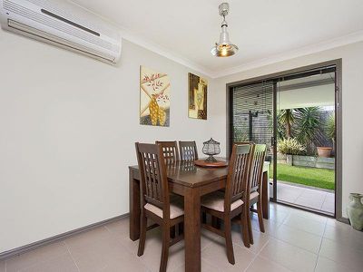 9 Cotswold Court, Rochedale South