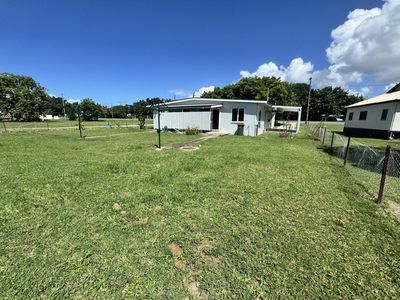 2 / 10A Don Street, Bowen