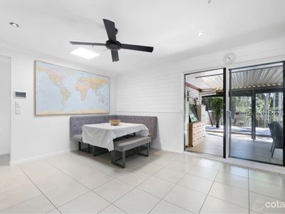 204 Mildura Drive, Helensvale