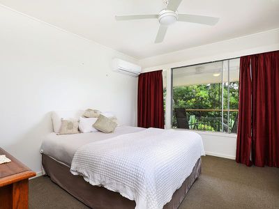 211 Panorama Drive, Rosemount