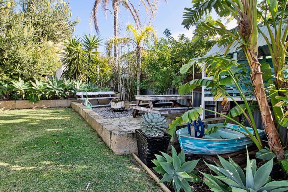166 Fendam Street , Warnbro