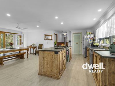 30 Woollamia Road, Falls Creek