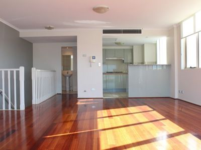 806 / 17 The Esplanade, Ashfield