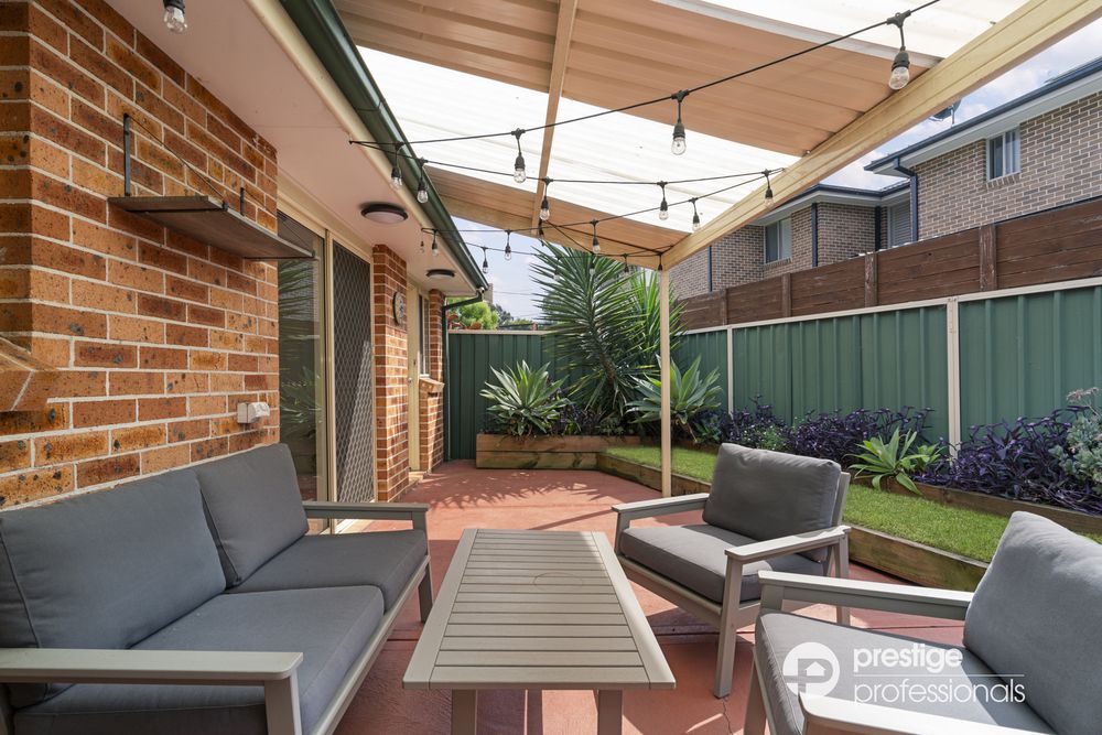 2/75 Stewart Avenue, Hammondville