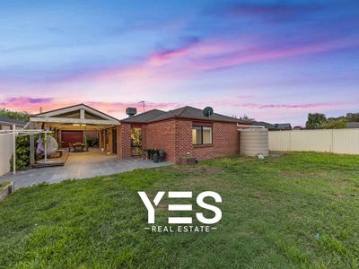 39 Bluehills Boulevard, Pakenham