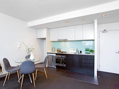 R402 / 1 Retreat Street, Alexandria