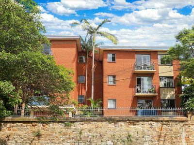 4 / 258 Johnston Street, Annandale