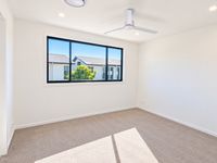 55 Grant Avenue, Hope Island