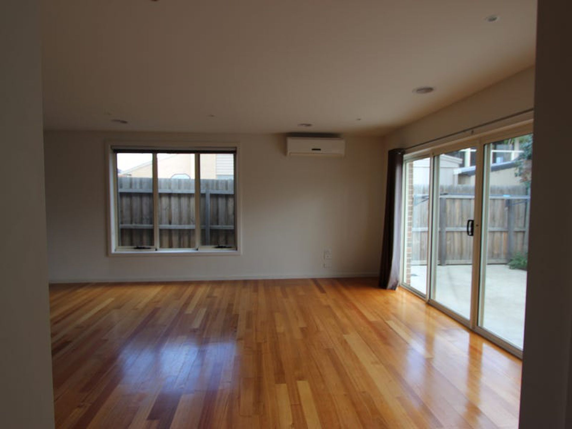 2 / 29 Leila Crescent, Bell Post Hill