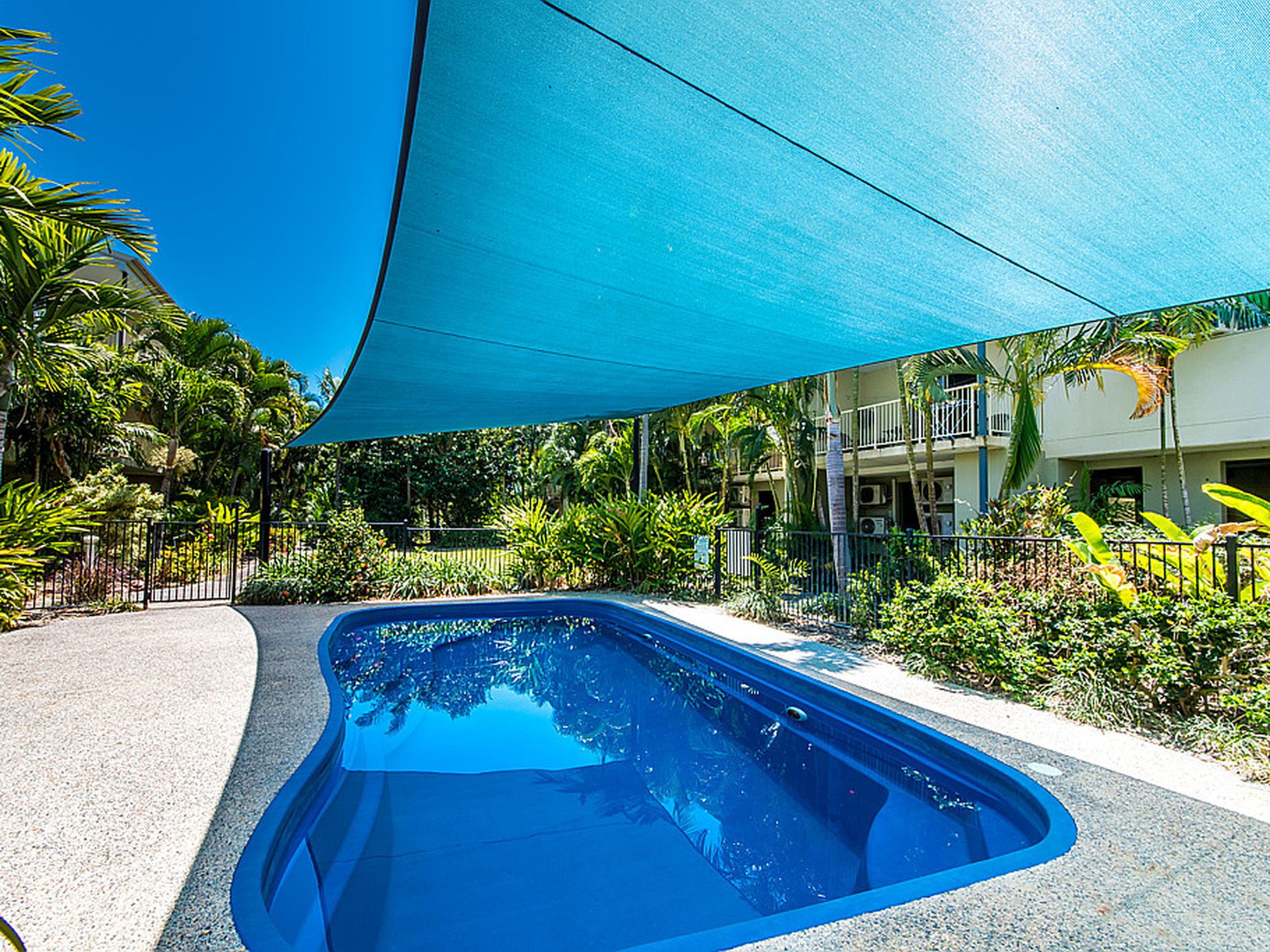 64 / 21 Shute Harbour Rd, Cannonvale