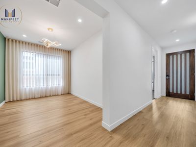 10 Hemsworth Road, Weir Views