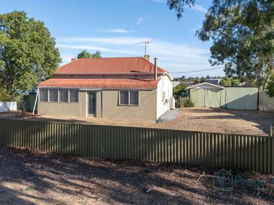 6 Shearer Street, Mannum