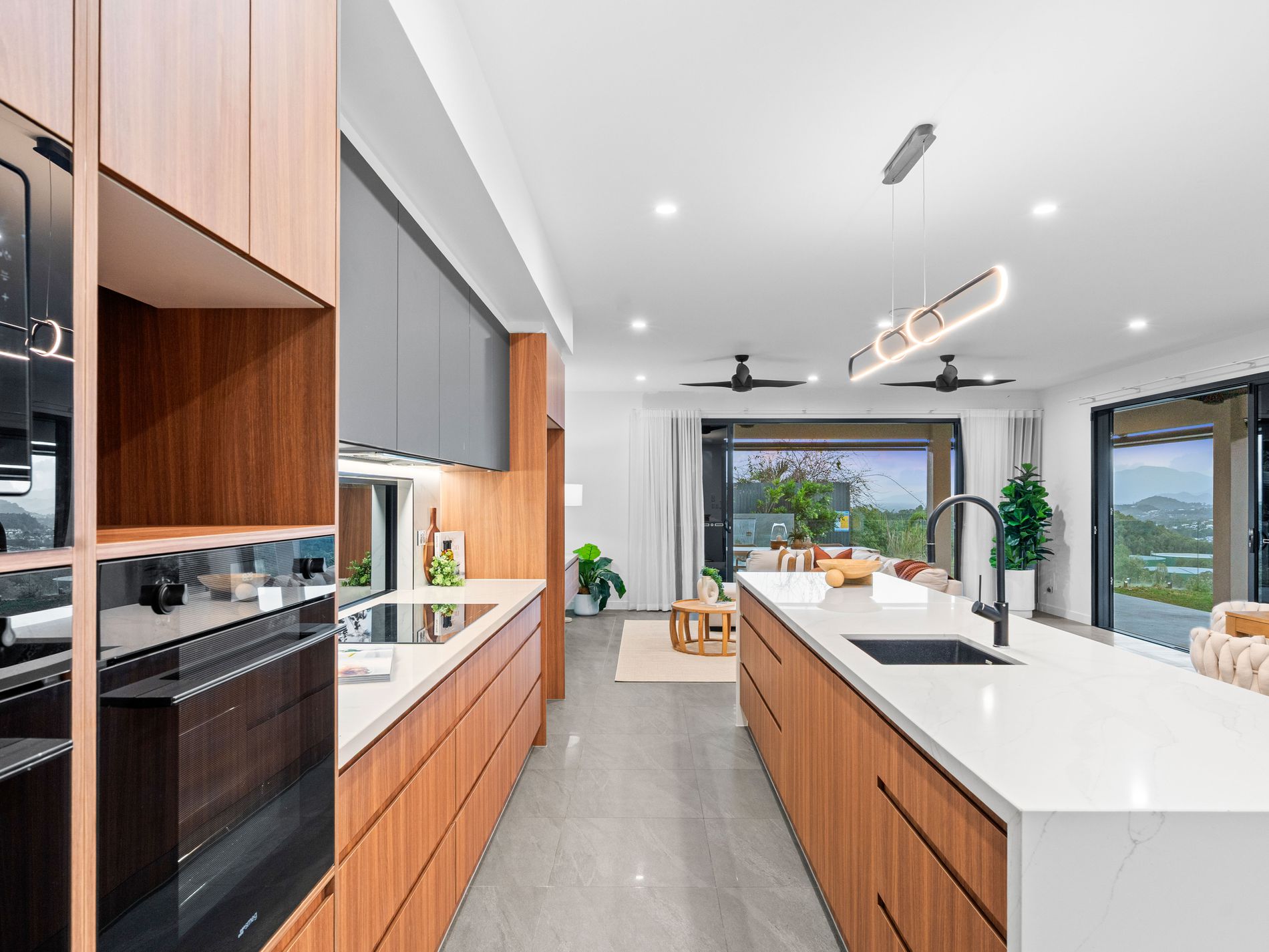 50-52 East Parkridge Drive, Brinsmead