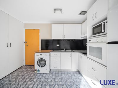 8c / 52 Deloraine Street, Lyons
