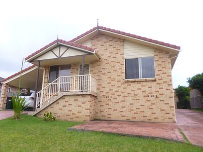 1 / 100 Glider Avenue, Blackbutt