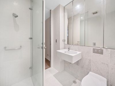 6 / 2 Elizabeth Bay Road, Elizabeth Bay