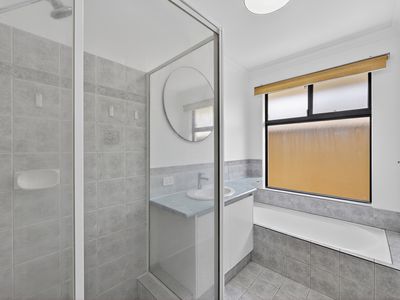 73A Morley Drive East, Morley