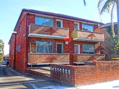 2 / 61 Denman Avenue, Wiley Park