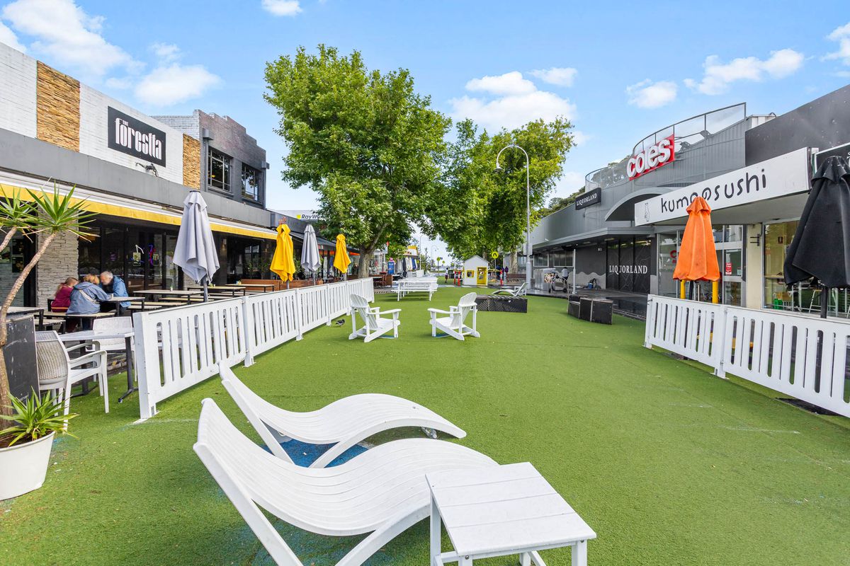 60-62 Pier Street, Altona