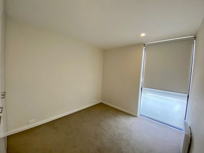 7/50 Catamaran Drive, Werribee South