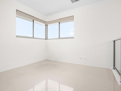 2 Troytown Way, Melville