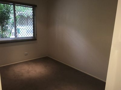 77 Woodlands Drive, Rochedale South