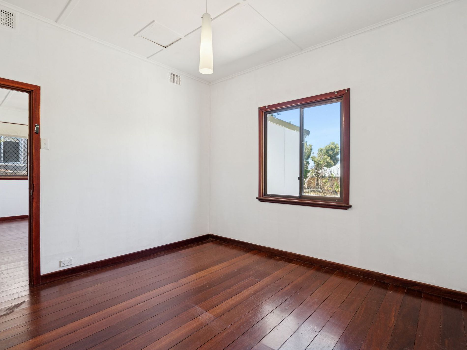 26 Dorothy Street, Ashfield