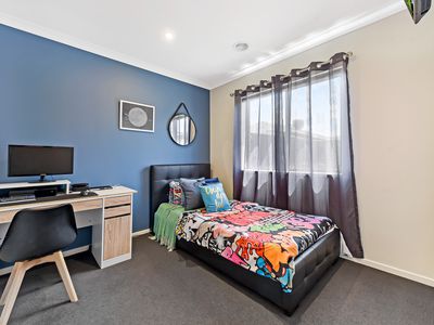 7 Colonnade Street, Clyde North