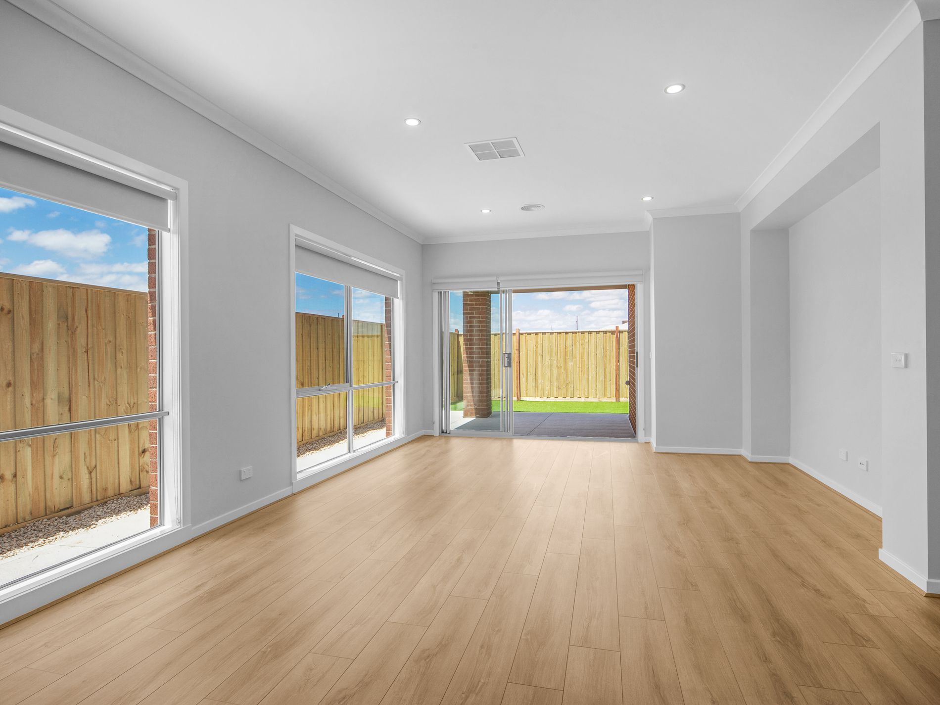 6 Tuscalee Tce, Thornhill Park